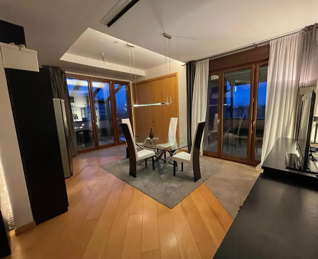 Attico Con Vista Spettacolare E Jacuzzi Apartment Bologna