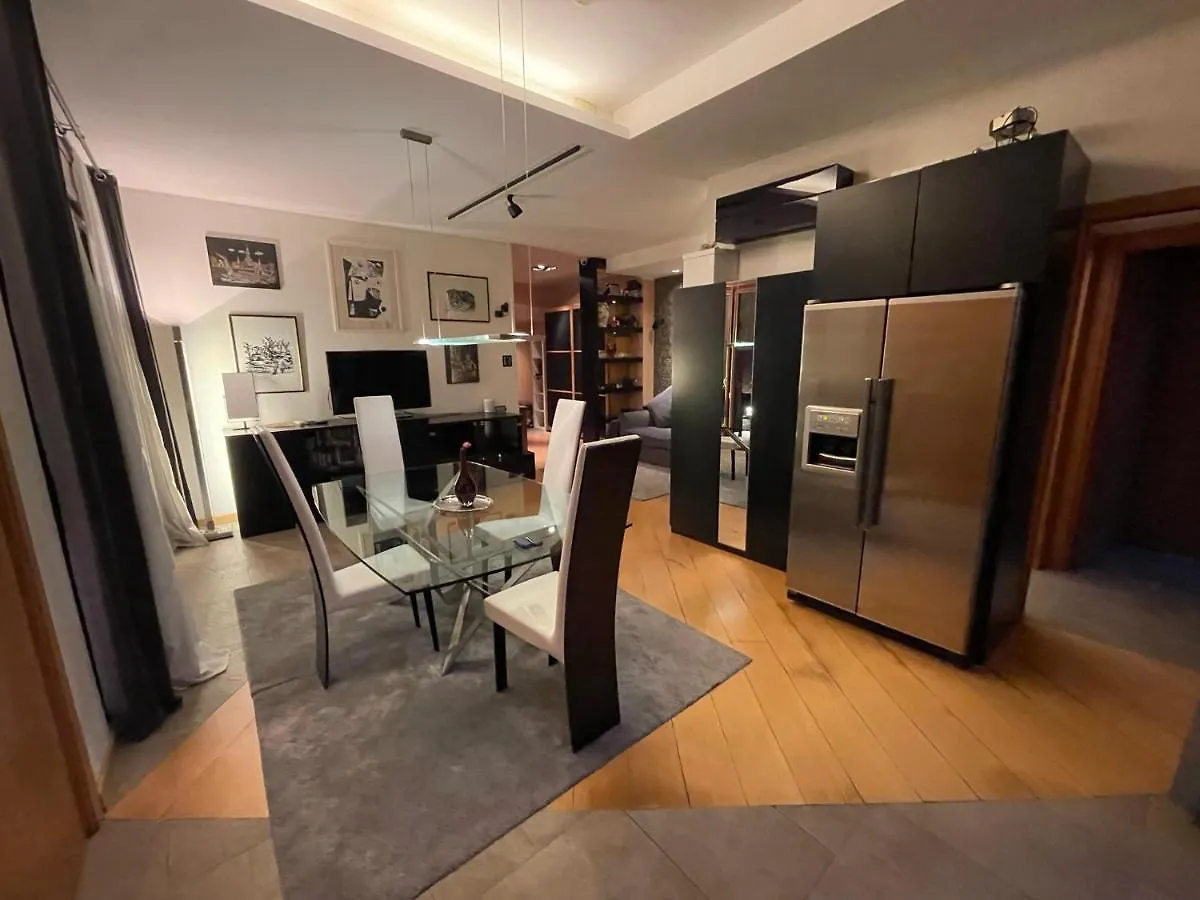 Attico Con Vista Spettacolare E Jacuzzi Apartment Bologna Italy