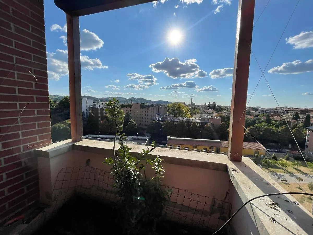 Attico Con Vista Spettacolare E Jacuzzi Apartment Bologna 0*,  Italy